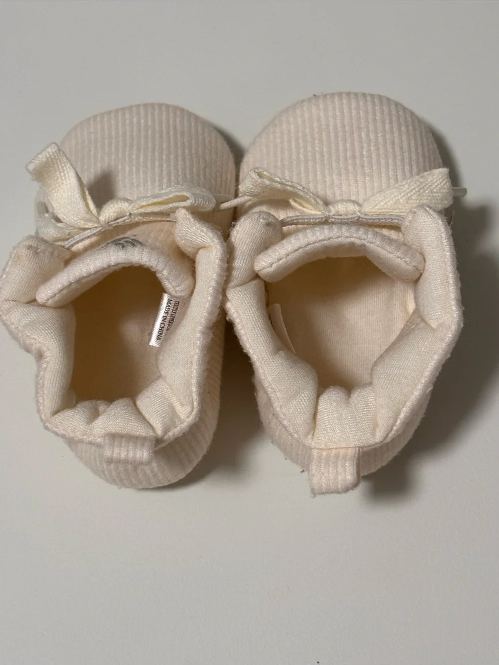 Baby Cream Knit Booties with Bows – Worn Once
